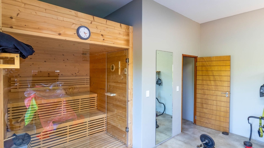 9 Bedroom Property for Sale in Onrus Western Cape